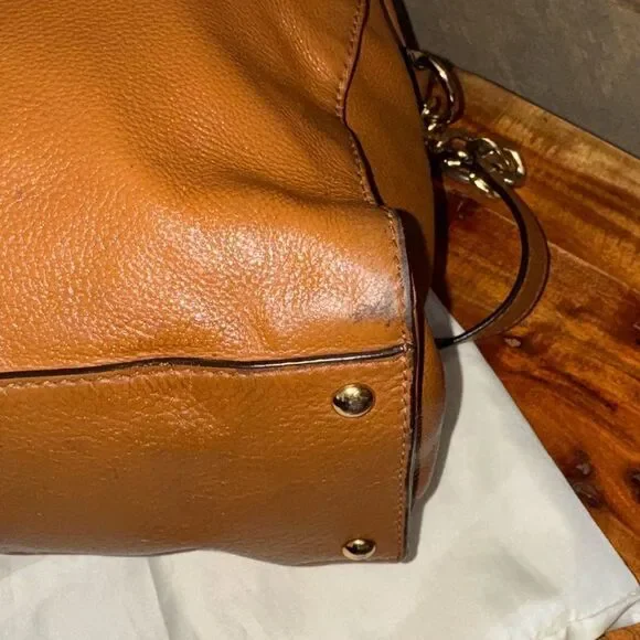 Michael Kors Hamilton E-W Brown Leather Tote Bag - Picture 8 of 13